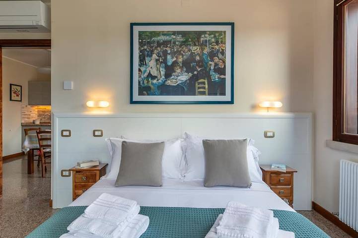 Entire apartment, Borgo Tabari Appartamento Renoir in Mussolente, Vicenza Province