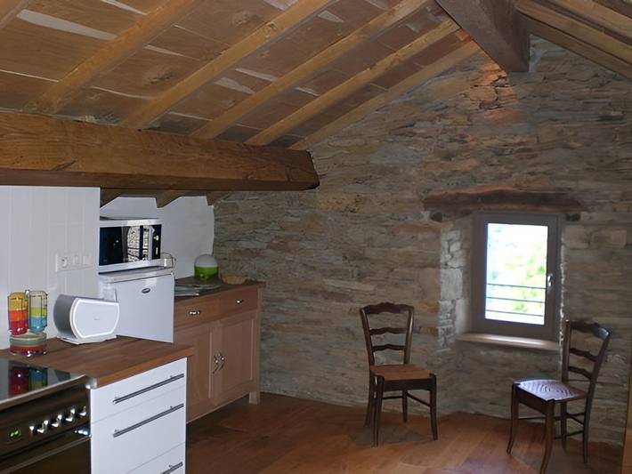 Gîte pour 2 personnes, avec terrasse et jardin, animaux acceptés dans l' Aveyron - 4
