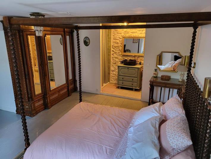 Chambre d’hôte pour 2 personnes, avec jardin ainsi que terrasse et vue à Chessy
