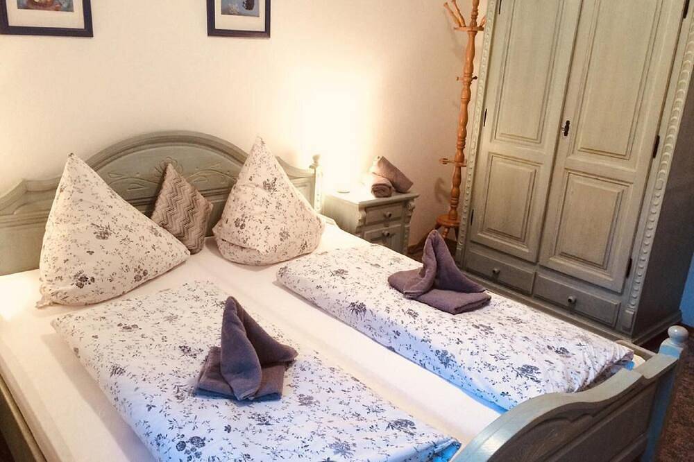 Ganze Wohnung, Ferienwohnung (48qm) mit Terrasse in Arnbruck, Ostbayern