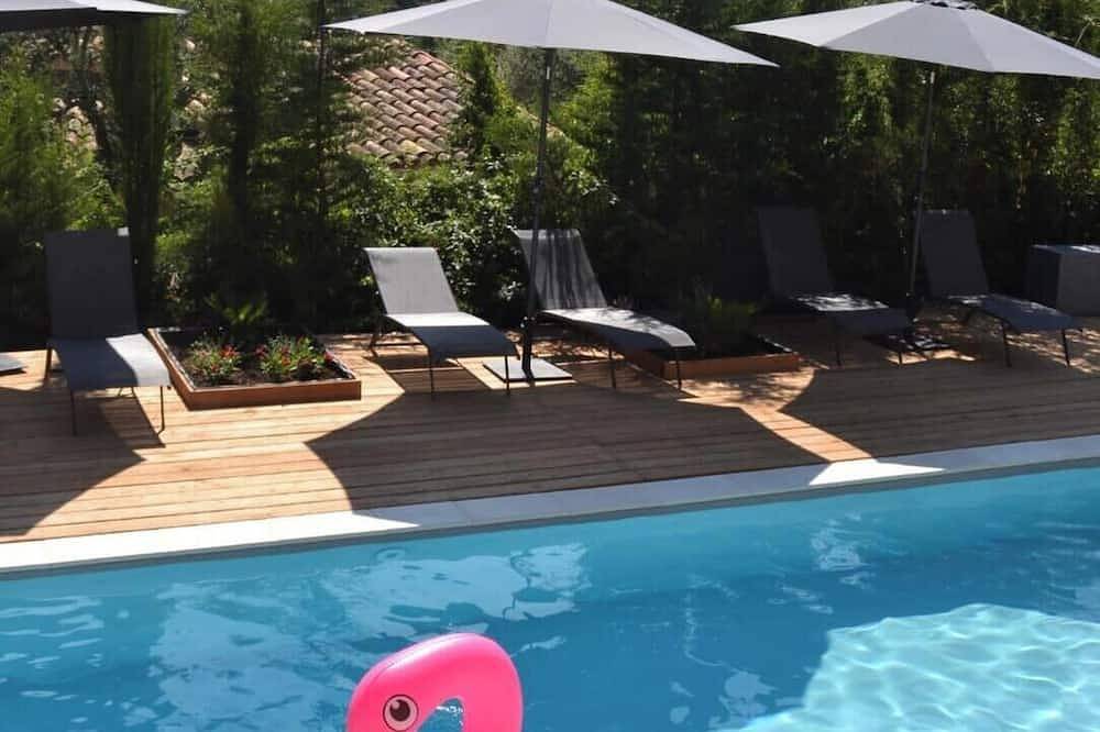 Ganze Wohnung, Beach, hiking or pool? Everything is possible here in Le Rouret, Mittelmeerküste (Frankreich)