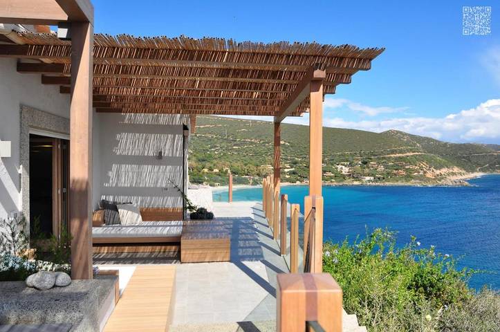 Villa per 9 persone, con panorama e piscina nonché giardino in Torre delle Stelle