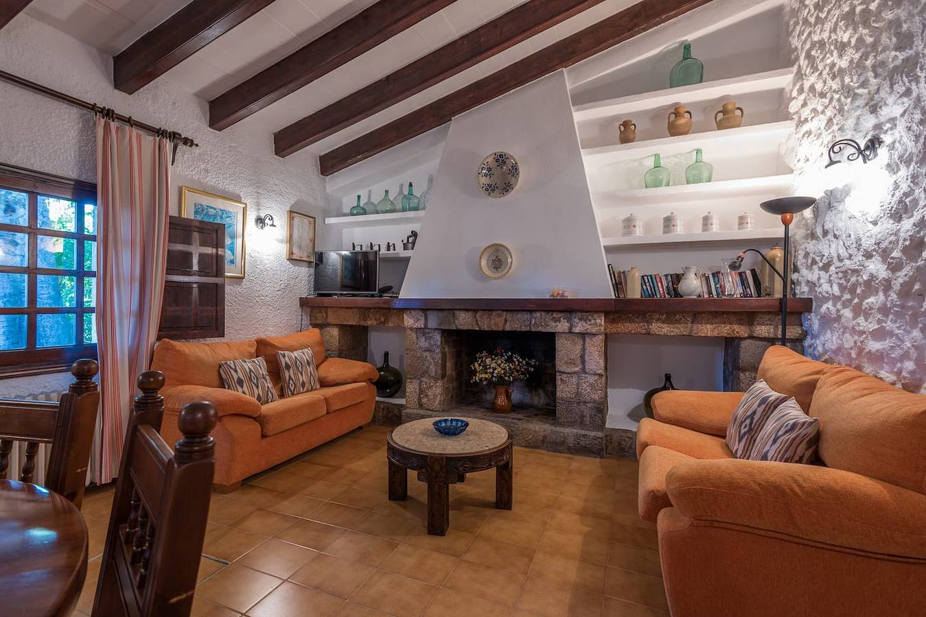 Villa 'Cuixach' mit privatem Pool, Wlan und Klimaanlage in Pollença Stadt, Pollença