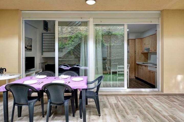 Ferienhaus für 11 Personen, mit Garten - 1