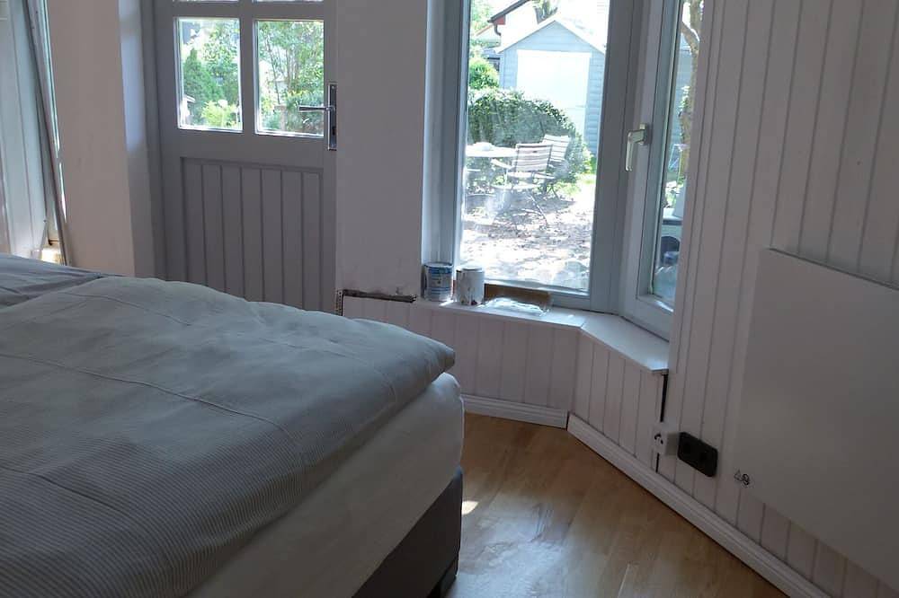 Die feine laube-ein ganzes Ferienhaus mit Garten zwischen Wald und See in Treptow - Köpenick, Müggelsee