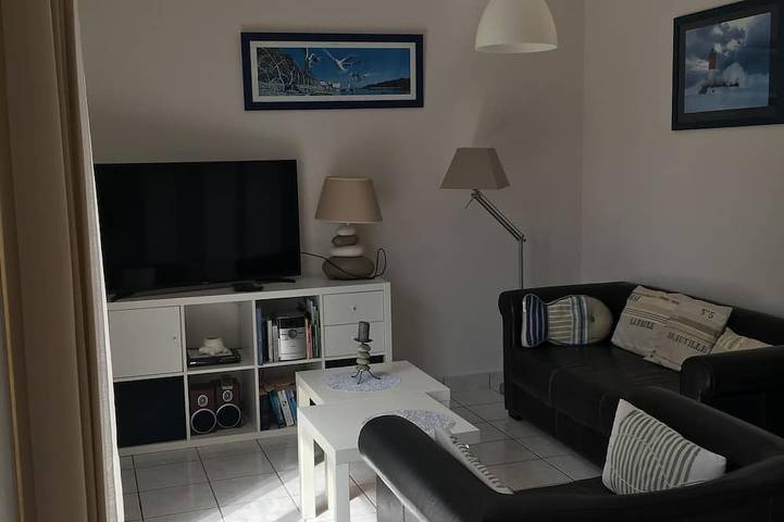 Location de vacances pour 2 personnes, avec jardin et terrasse dans Plage Du Billou Santec - 4