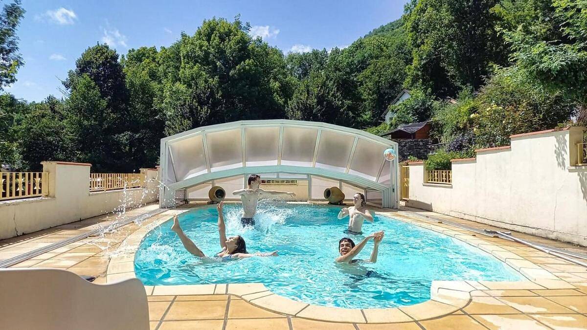 Appartement entier, One-Bedroom Apartment in Mauléon-Barousse, Pyrénées