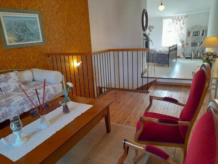 Location de vacances pour 6 personnes, avec Terrasse à Ferrières-sur-Sichon - 4