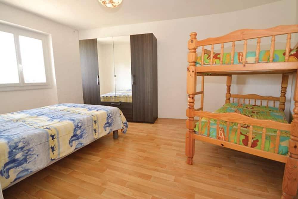 Charmantes Mas mit privatem Pool, Terrasse und Wlan in Bagard in Bagard, Alès und Umgebung