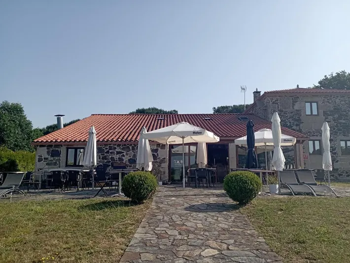 Alojamiento y desayuno para 4 personas, con jardín y vistas - 1