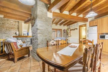 Casa Rural para 10 Personas en Montferrer Castellbó, Pirineos, Foto 3