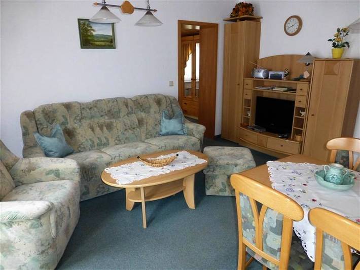 Ferienwohnung für 3 Personen, mit Terrasse und Balkon/Terrasse am Rennsteig - 3