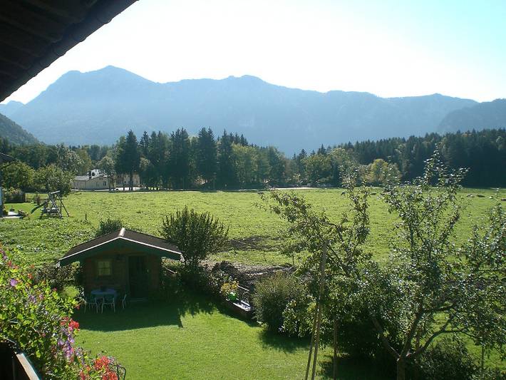 Apartamento vacacional entero, Apartamento de vacaciones para 2 personas con jardín in Inzell, Alpes Bávaros