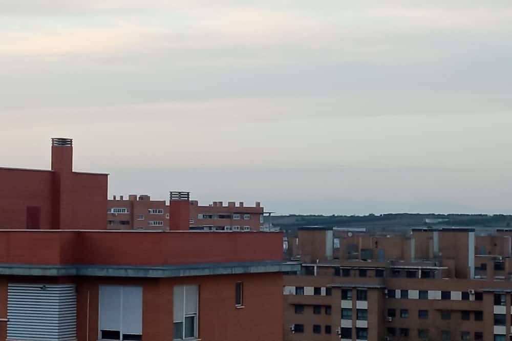 Ganze Wohnung, Room and bathroom for private use in Parla, Madrid Province