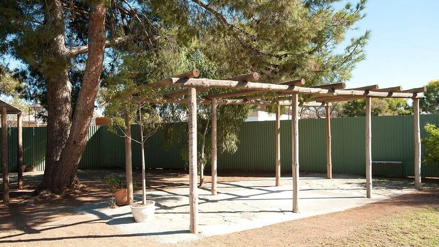 Bed and breakfast for 9 people, with garden in South Australia