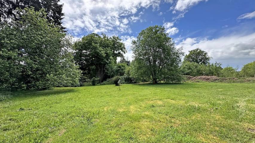Gîte pour 3 personnes, avec jardin à Peyrat-le-Château - 2
