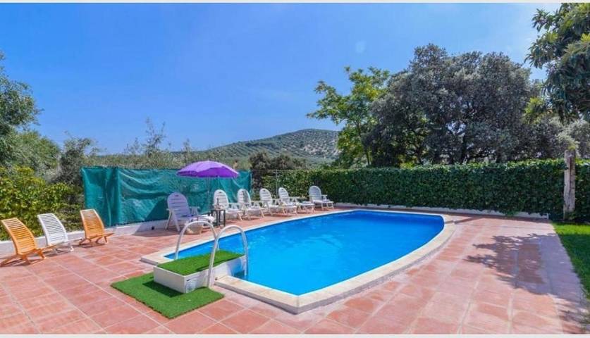 Casa rural para 9 personas, con vistas al lago y piscina además de vistas y jardín en Iznájar - 2