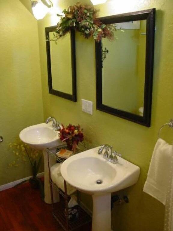 Tree Top Cottage-Romantische Whirlpool Wifi Haustiere 125. 00/145. 00 in Big Bear Lake, San Bernardino County