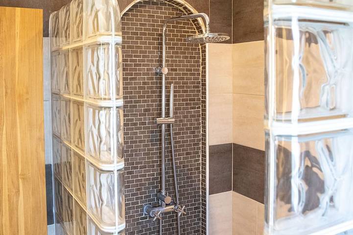 Location de vacances pour 11 personnes, avec jardin et terrasse à Verquières - 3