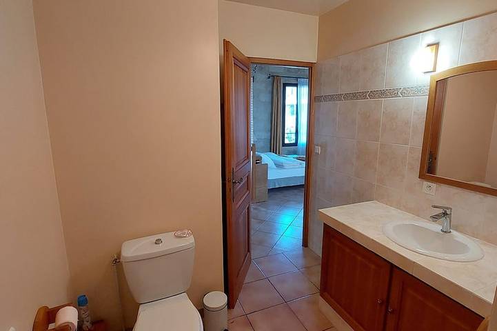 Gîte pour 2 personnes, avec jardin et piscine, animaux acceptés à Sommières - 4