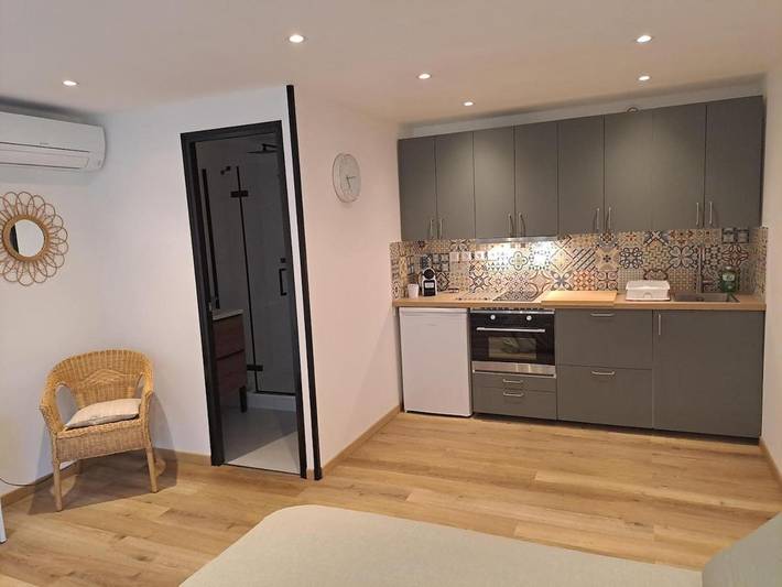 Gîte pour 2 personnes, avec terrasse à Colomars