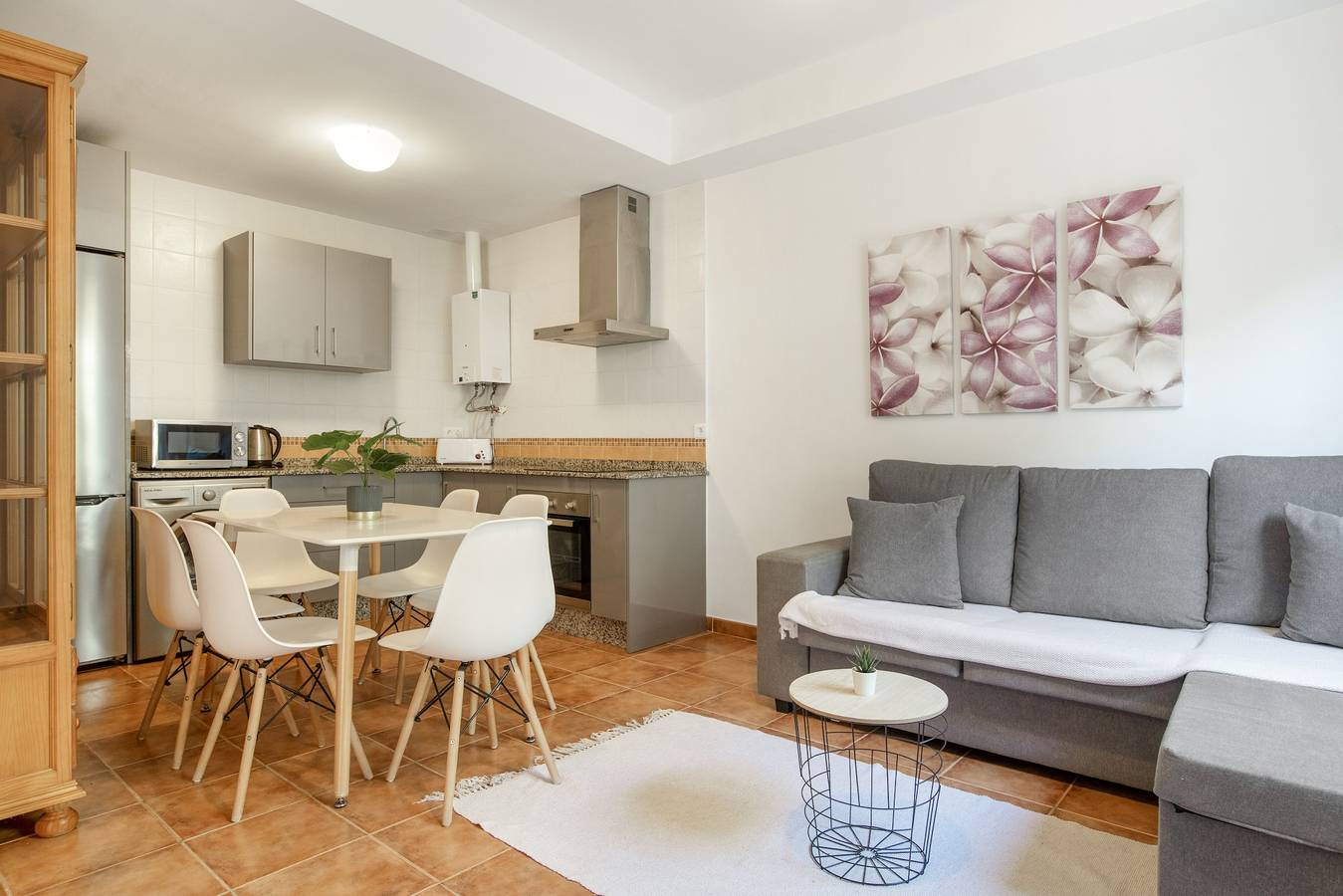 Appartement entier, Appartement « Casa Riguelas » avec vue sur la montagne, piscine et jardin partagés in Montejaque, Province de Málaga