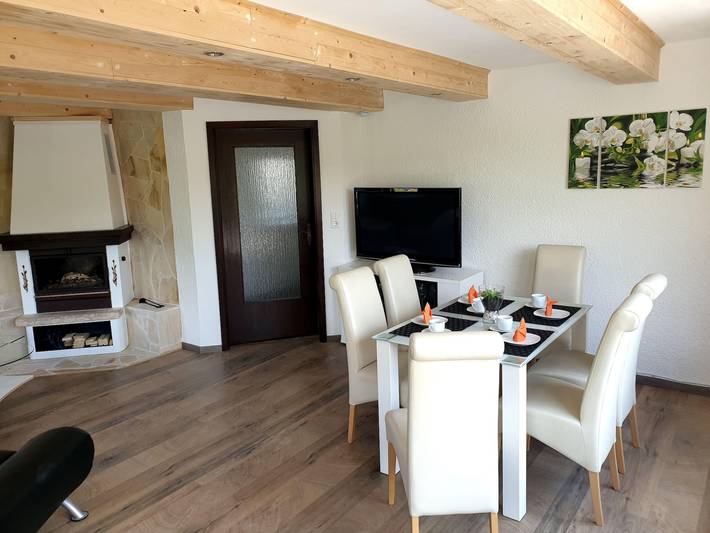 Ferienwohnung für 5 Personen, mit Balkon und Terrasse sowie Garten und Sauna in Festung Königstein