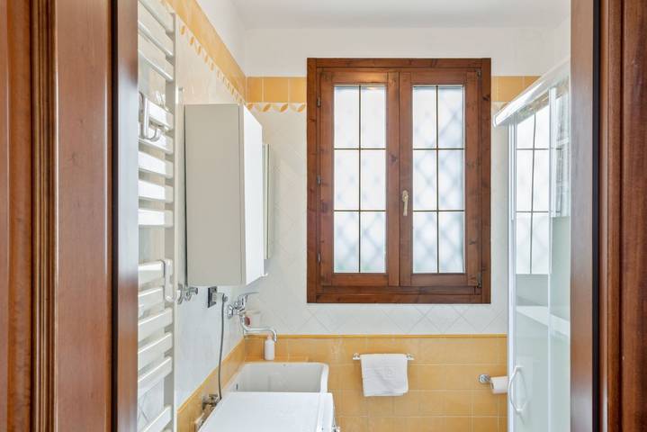 Apartamento entero, Apartamento de vacaciones para 2 personas con jardín in Abano Terme, Colinas Eugâneas