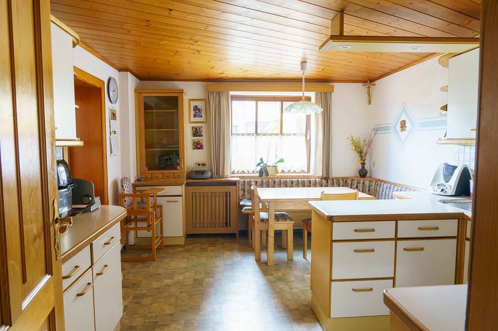 Exklusive Bauernhaus-Idylle für bis zu 8 Gäste in Seeham, Bezirk Salzburg-Umgebung