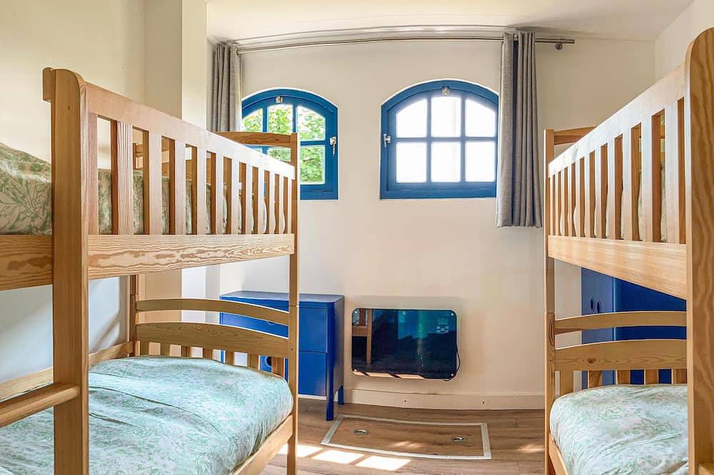 2 bedroom awesome home in Loon op Zand in Loon op Zand, North Brabant