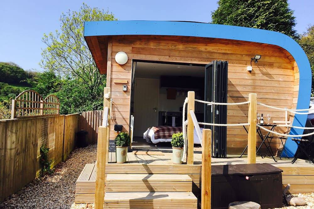 Boutique studio Escape Pod in Devon, 5 minutes from the beach with parking. in Beer (Devon), Devon