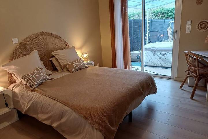 Location de vacances pour 8 personnes, avec Jacuzzi et Terrasse à Carquefou - 4
