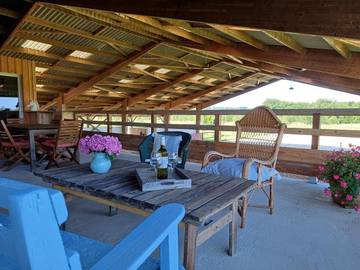 Gîte pour 6 personnes, avec terrasse et vue à Parleboscq