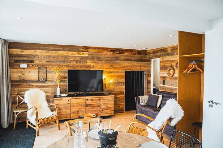 Chalet pour 6 personnes, avec terrasse dans Super Besse