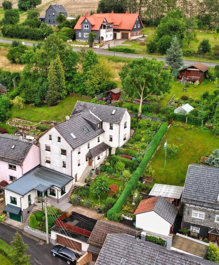 Ferienwohnung für 5 Personen, mit Terrasse und Garten sowie Ausblick in Frankenblick