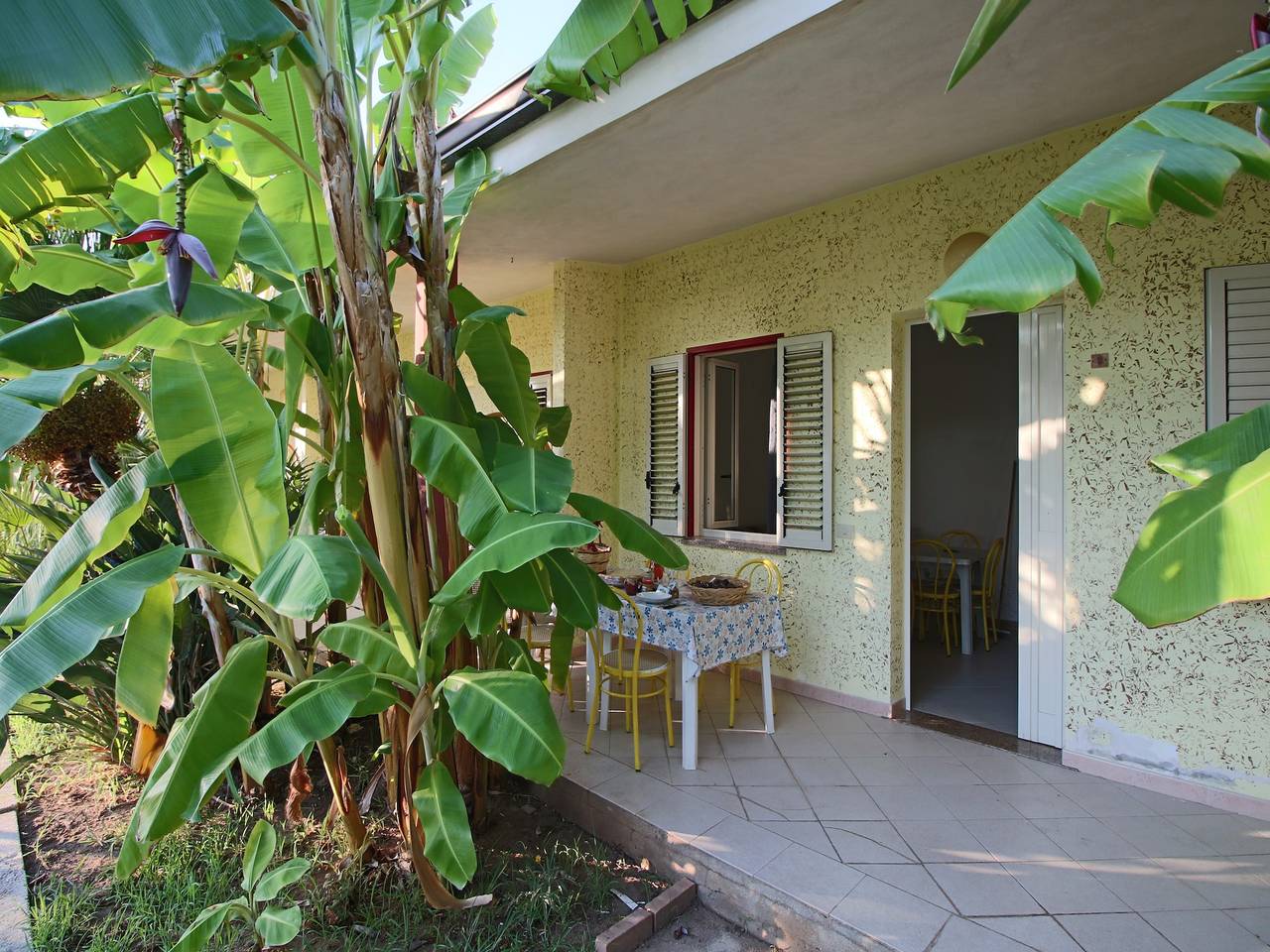 Vacation Rental for 4 Guests in Santa Maria (Vibo Valentia), Tyrrhenian Coast Kalabria