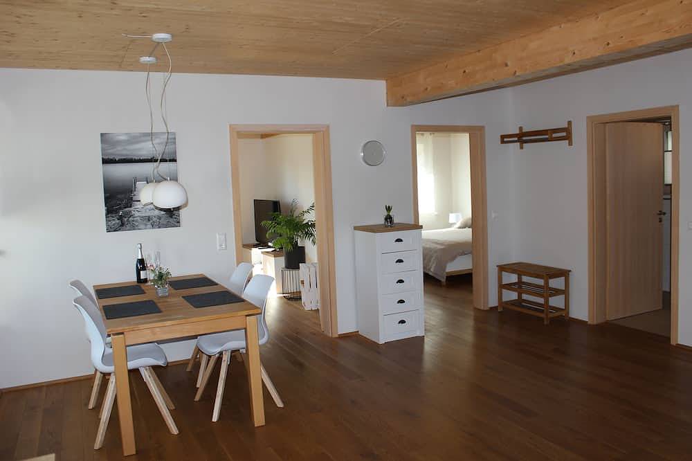Ganze Wohnung, \"Auszeit\" in schöner Ferienwohnung in ökologischer Bauweise in Renchen, Mittlerer Schwarzwald