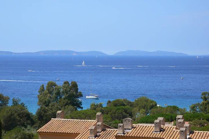 Appartement de vacances pour 5 personnes, avec balcon et piscine