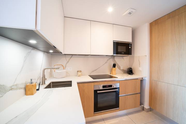 Ganze Wohnung, Ferienwohnung für 6 Personen mit Terrasse in La Côte Vermeille, Collioure