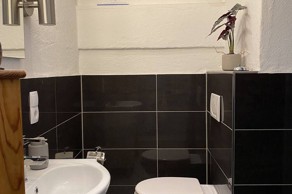 Ganze Wohnung, Roggendorf 2, zentrumnah und voll ausgestattet in Mechernich, Naturpark Hohes Venn-Eifel