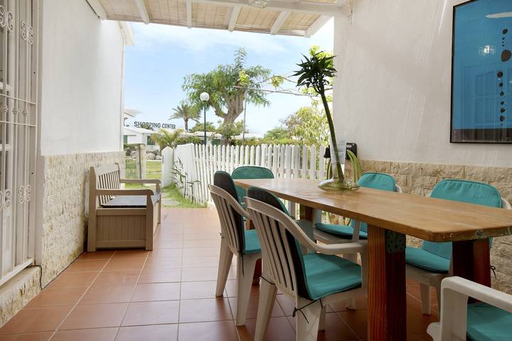 Vacation Home "Be Room Villa Tinguaro" with Pool, Garden, A/C & Wi-Fi in Campo Internacional, San Bartolomé de Tirajana