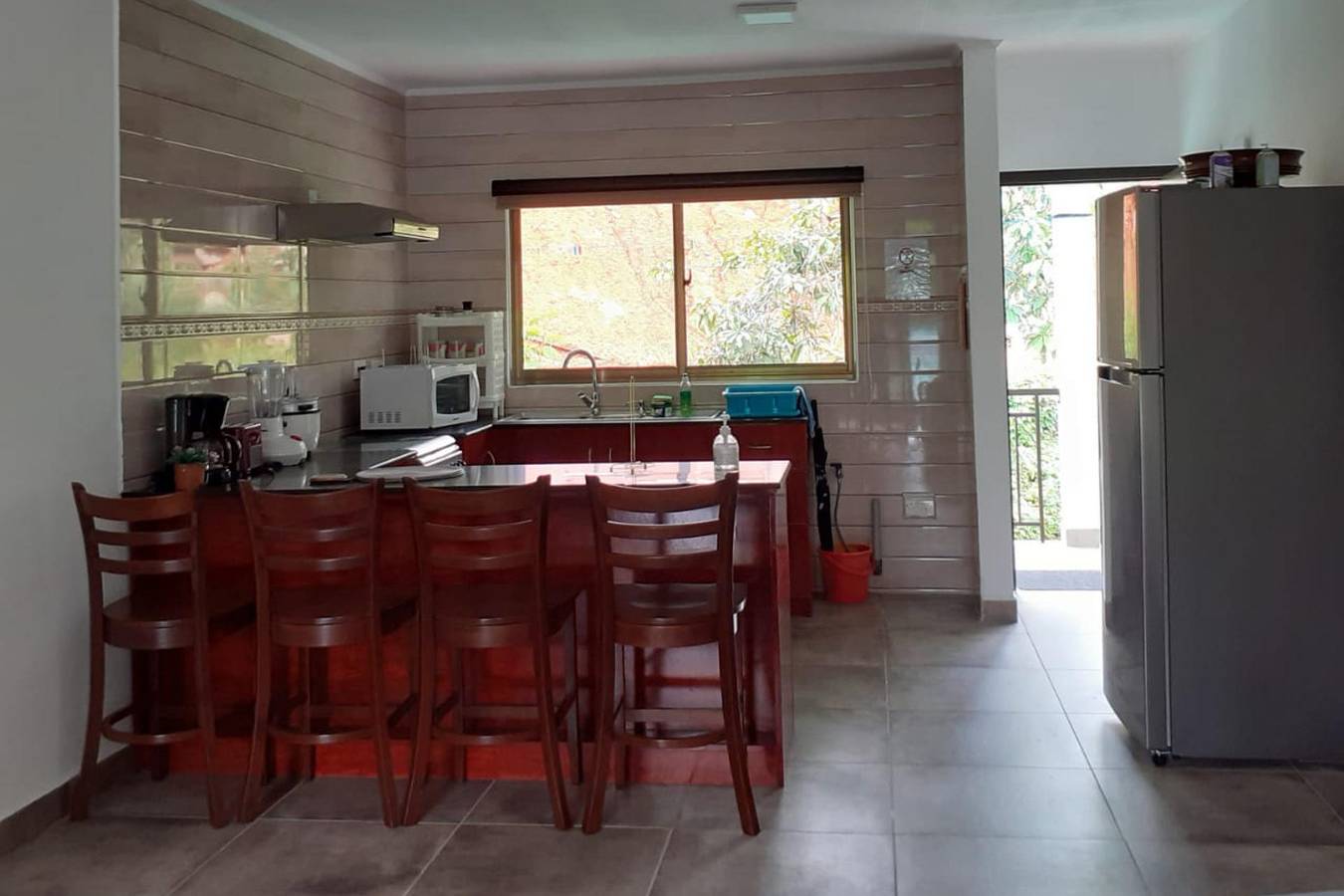 Ganze Ferienwohnung, Mount Simpson, 2-Beds, Sleeps 4, 5 mins to Beach in Mahé
