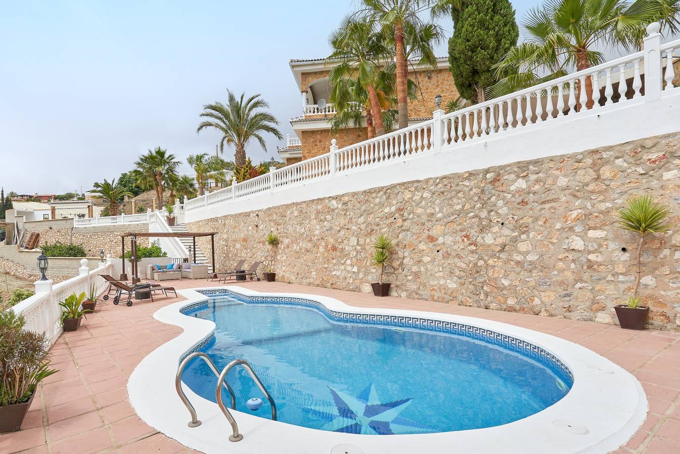 Villa 'Soraida' with Sea Views, Wi-Fi, and Central Heating in Itrabo, Costa Tropical