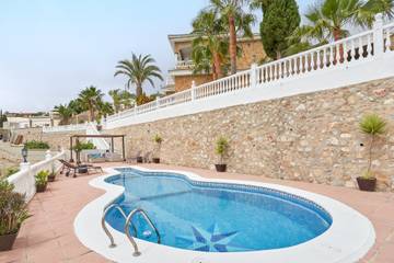 Villa for 9 People in Itrabo, Costa Tropical, Photo 1