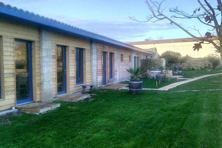 Gîte pour 2 personnes, avec piscine et jardin à Saint-Seurin-de-Cadourne - 4