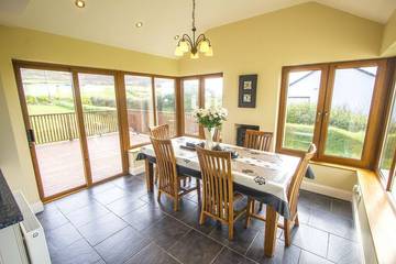 Beach House for 14 People in Dingle Peninsula, Munster, Photo 3