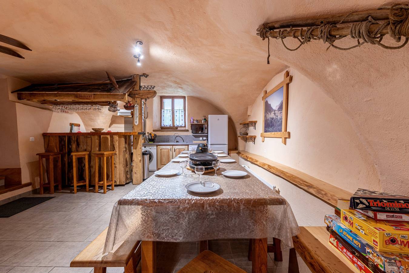 Chalet 'De Charme À La Montagne' mit Bergblick, privater Terrasse und Wlan in La Léchère, Le Grand Domaine