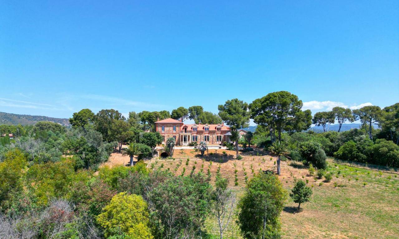 Château de la Pascalette in La Londe-les-Maures, Parc national de Port-Cros