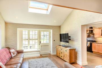 Log Cabin for 8 People in Ceredigion, Mid-Wales, Photo 4