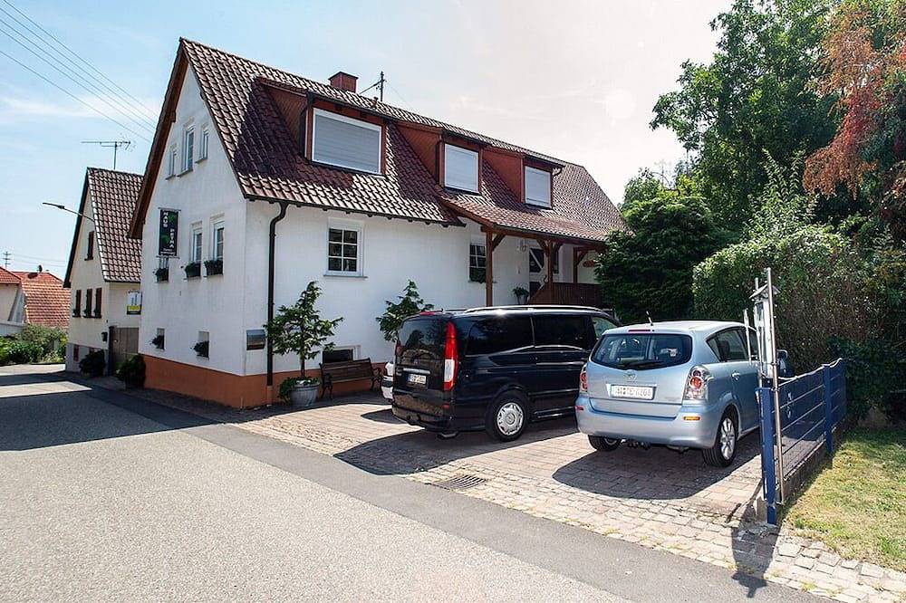 Ganze Wohnung, Ferienwohnungen Haus Petra - Wohnung Nr.1 in Gleiszellen-Gleishorbach, Südliche Weinstraße